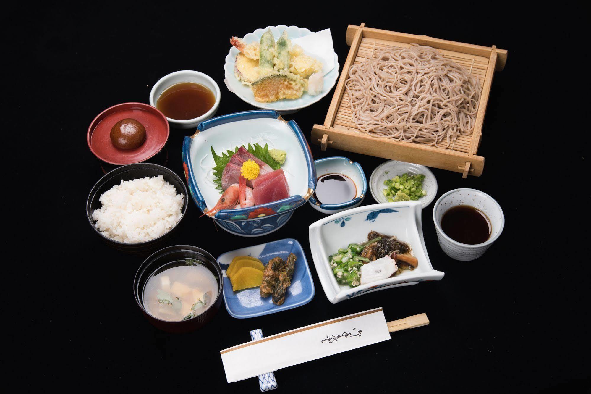 Hakuba Royal Hotel Екстериор снимка
